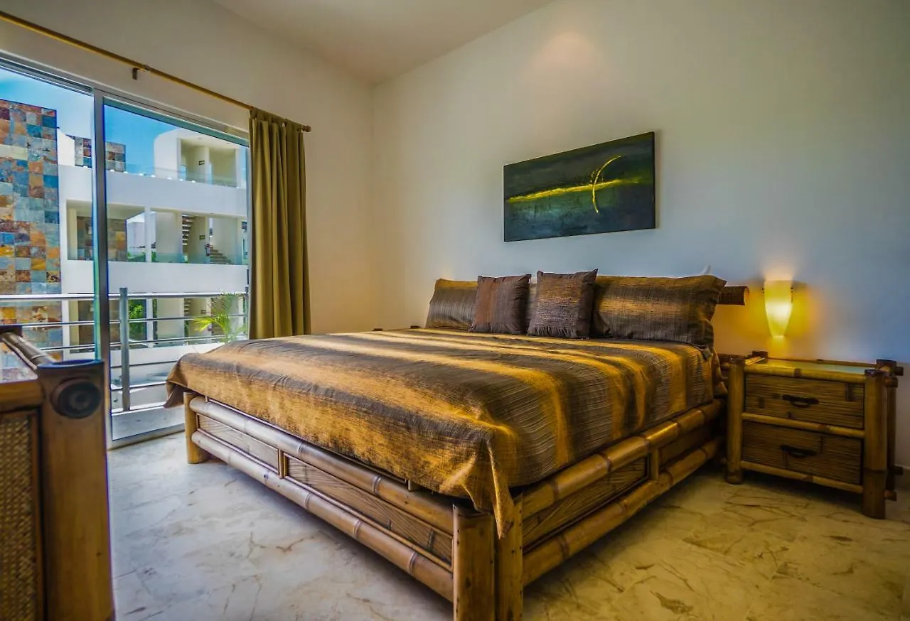 La Vista Condo By Bvr Playa del Carmen